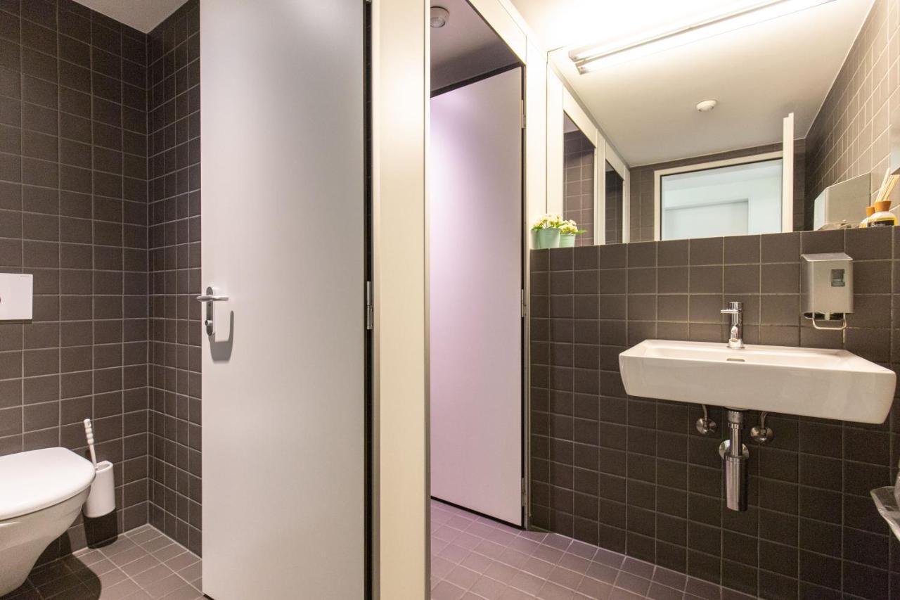 Capsule Hotel By Hyve Basel Exterior photo