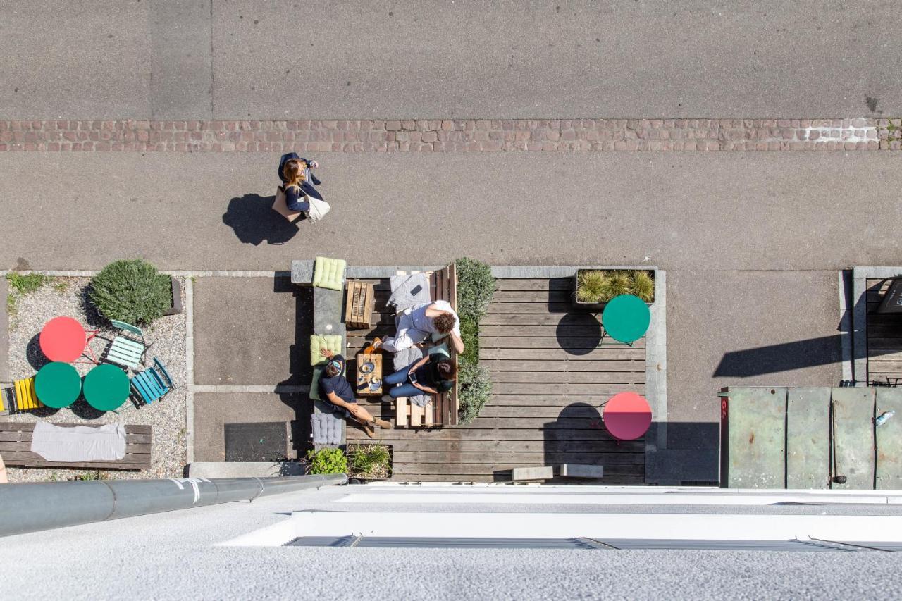 Capsule Hotel By Hyve Basel Exterior photo